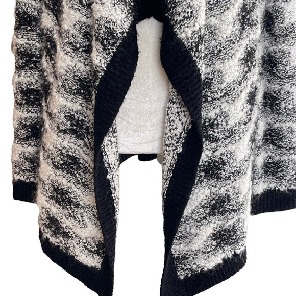 Lou & Grey Women’s Snowbound Open Front Mohair Cardigan Size M Black White - Picture 5 of 10